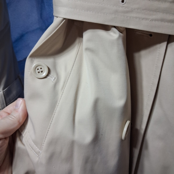 Worthington Khaki Pearl Beige Lightweight Trench Coat Belted M $160 NWT - Picture 7 of 12